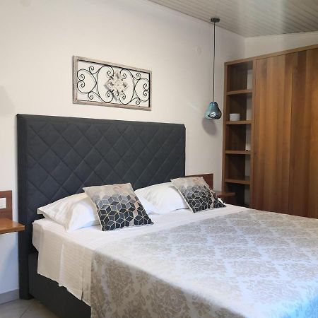 سبليت Private Oasis-Villa Sandina المظهر الخارجي الصورة