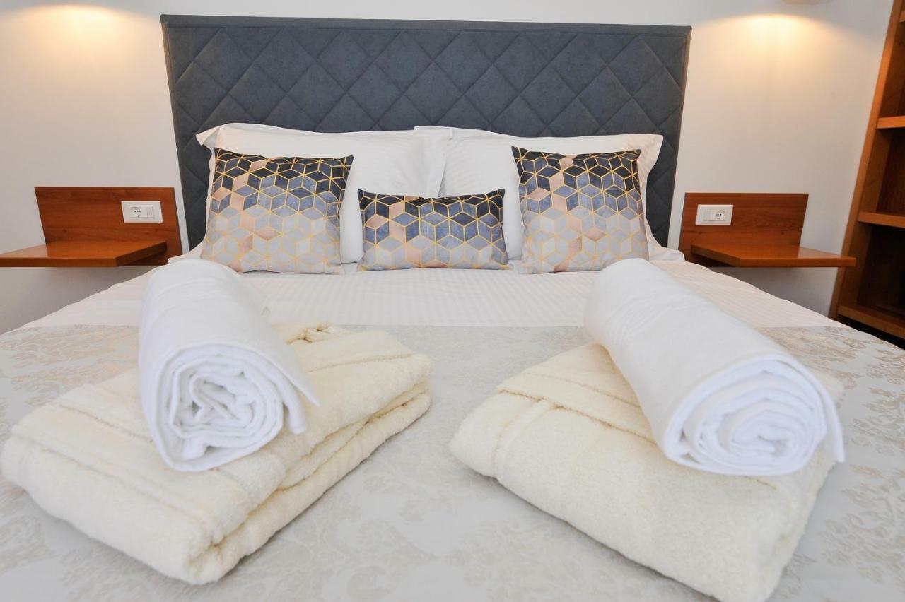 سبليت Private Oasis-Villa Sandina المظهر الخارجي الصورة