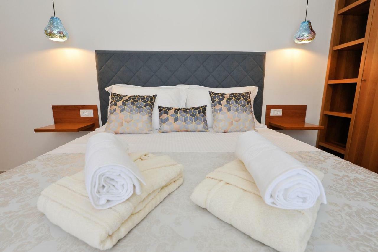 سبليت Private Oasis-Villa Sandina المظهر الخارجي الصورة